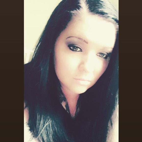 Meet your Posher, Myra - Picture 1 of 1